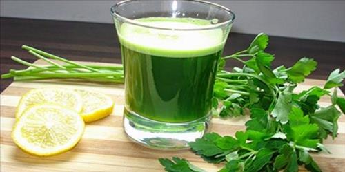 Gerçekten Zayıflamaya Kararlıysanız Limon ve Maydanoz Kullanın!